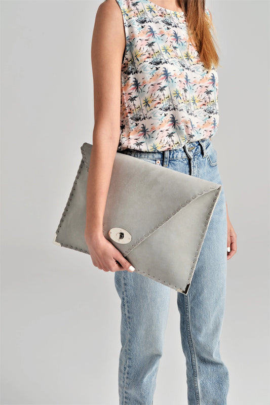 Symmetria Soft Clutch in Light Gray