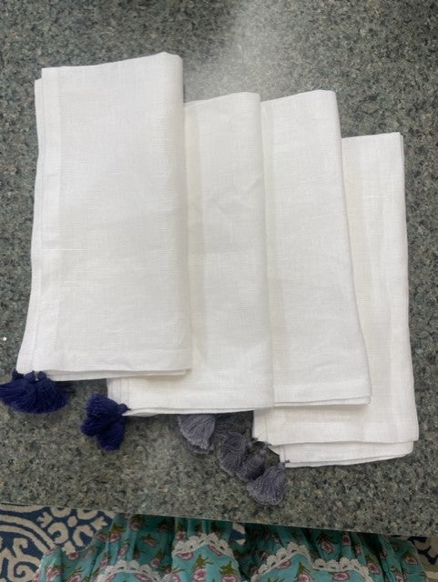 Tassel Linen Dinner Napkins